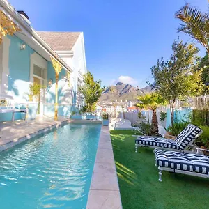 https://amina-boutique-hotel.hotels-capetown.com